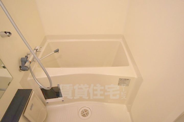 プレサンスOSAKA三国ネオスの風呂