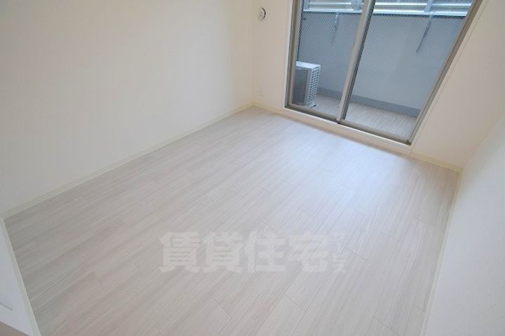 プレサンスOSAKA三国ネオスの居間