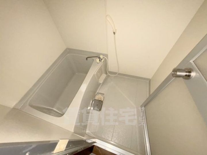 京都府京都市右京区鳴滝音戸山町の賃貸マンションの風呂