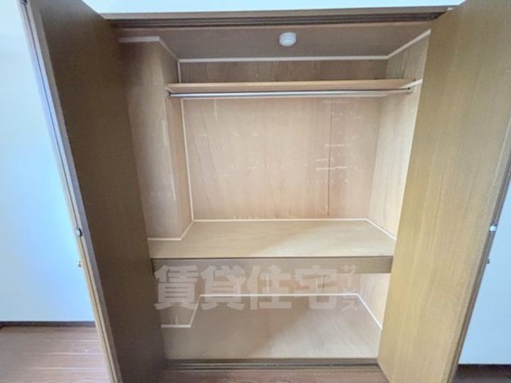 京都府京都市右京区鳴滝音戸山町の賃貸マンションの内装