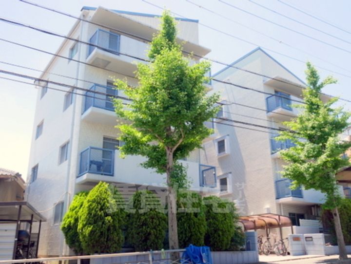 京都府京都市西京区樫原中垣外の賃貸マンションの外観