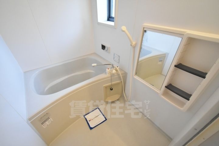 ヴィリジアンガーデンB202の風呂