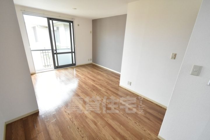 ヴィリジアンガーデンB202の居間