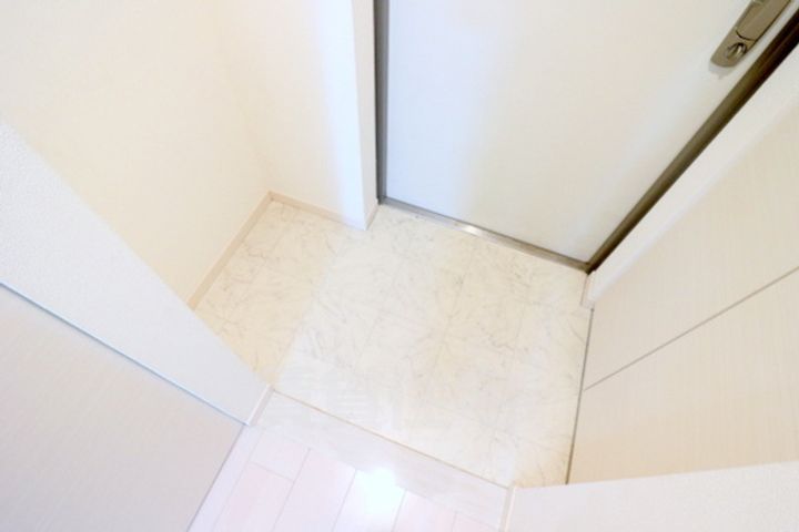 京都府京都市下京区南夷町の賃貸マンションの玄関