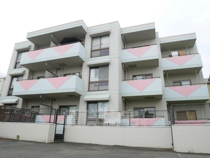 ヴェルデ三番館の外観