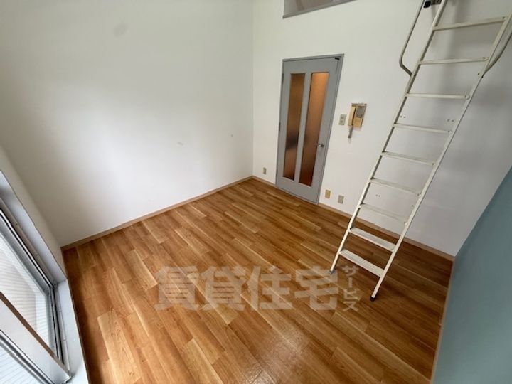 アーバンコート大道の寝室