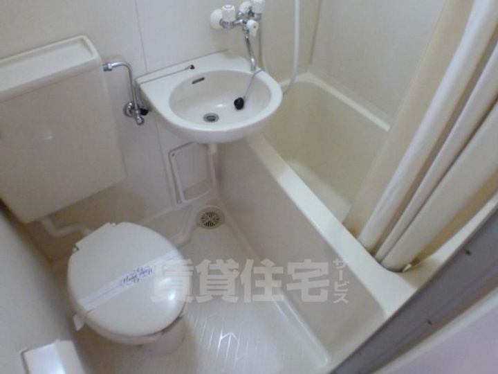 メゾンブランシュ2の風呂