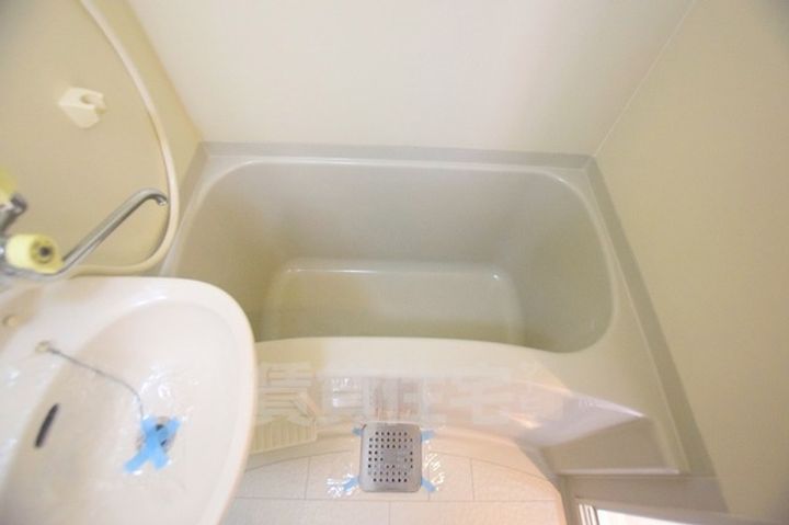 スタンドアップ古市410の風呂