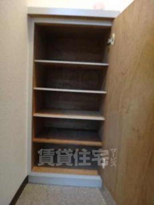 京都府京都市伏見区深草西浦町3丁目の賃貸マンションの内装