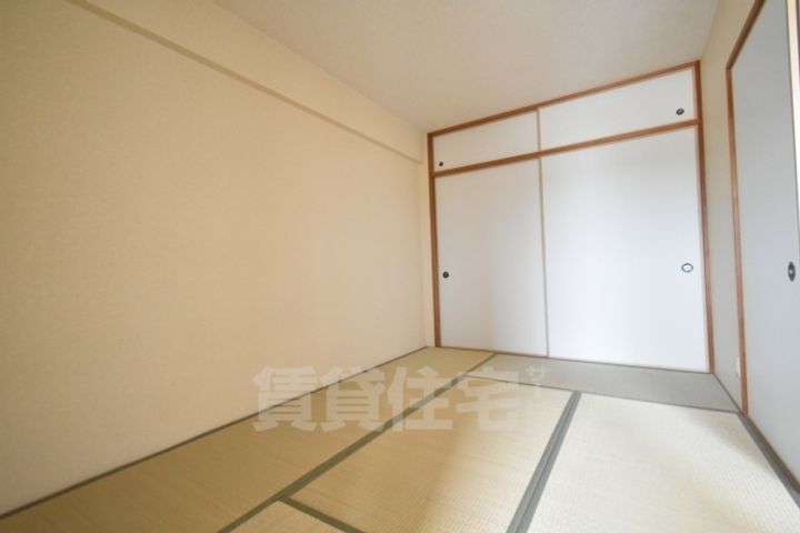 大阪府堺市西区上野芝向ヶ丘町6丁の賃貸マンションの子供部屋