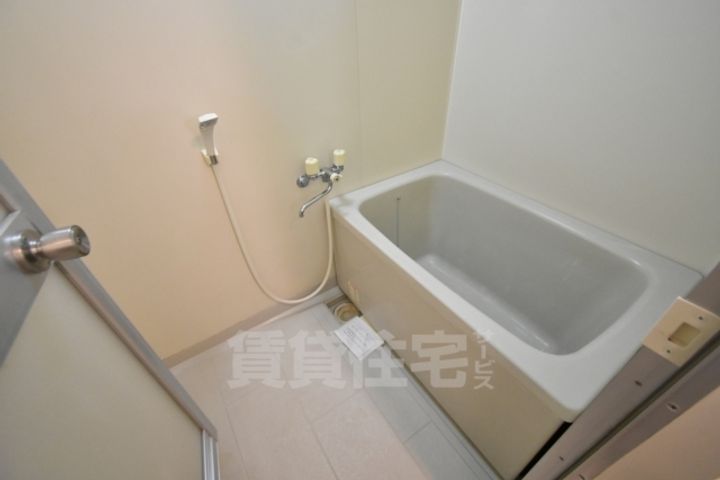 大阪府堺市西区上野芝向ヶ丘町6丁の賃貸マンションの風呂