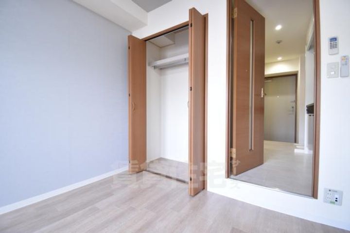 大阪府堺市堺区浅香山町3丁の賃貸マンションの内装