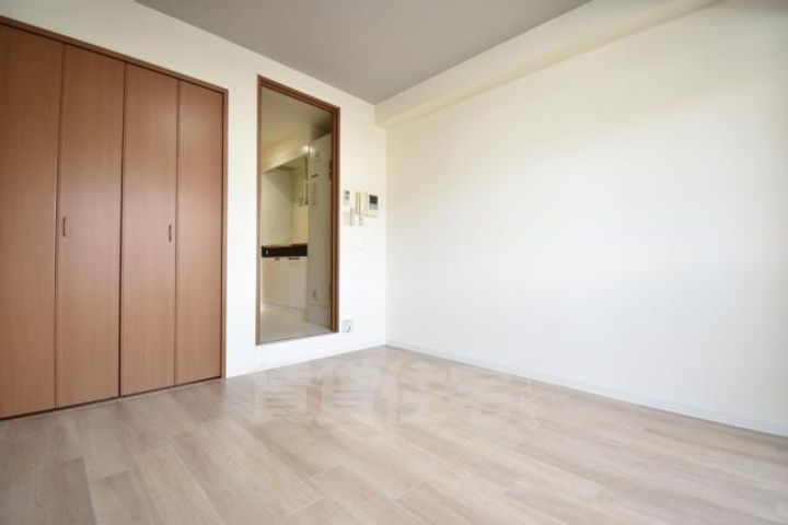 大阪府堺市堺区浅香山町3丁の賃貸マンションの寝室