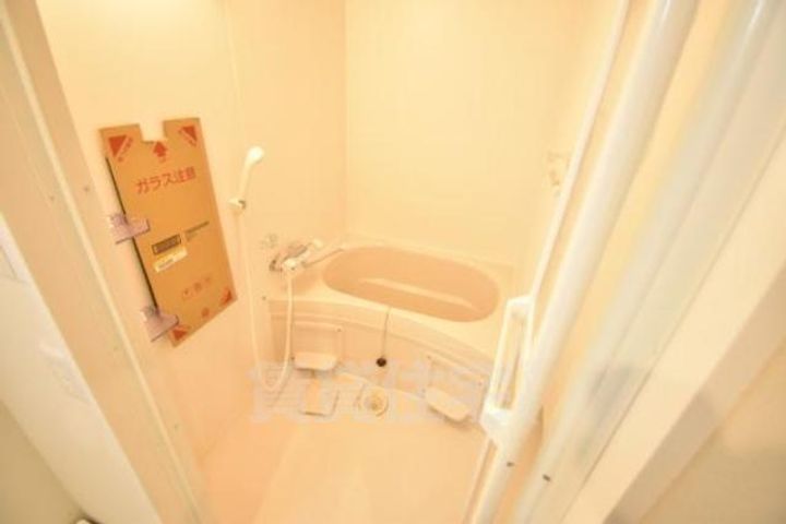 大阪府摂津市千里丘東4丁目の賃貸マンションの風呂