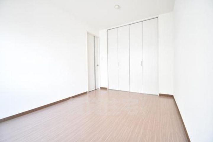 大阪府茨木市庄2丁目の賃貸アパートの子供部屋