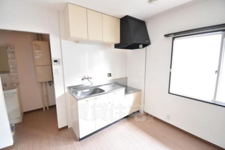 大阪府茨木市庄2丁目の賃貸アパートのキッチン