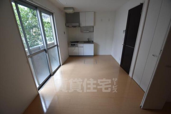 大阪府大阪市都島区毛馬町2丁目の賃貸アパートの居間