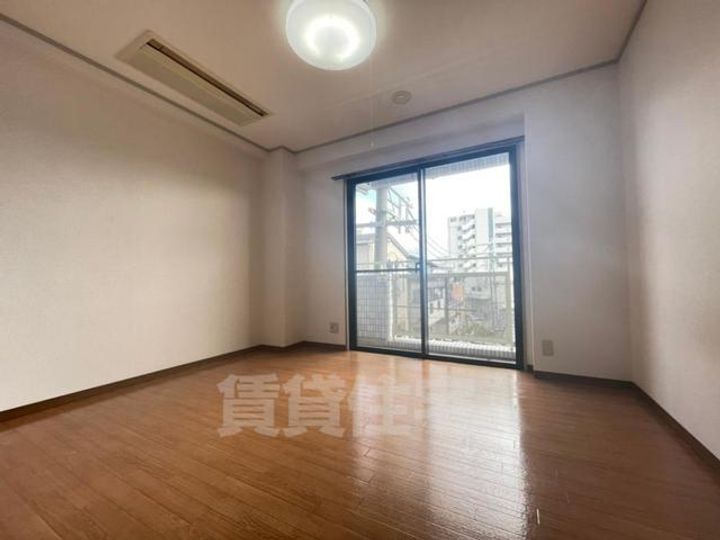 ユタカマンションの居間