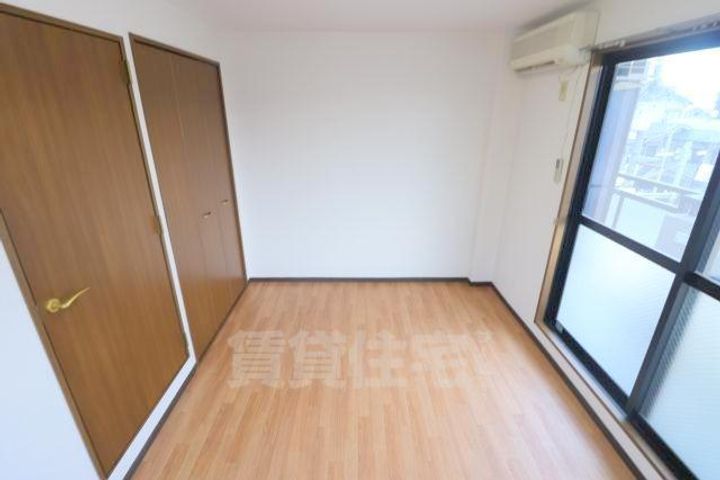 ヴァーノンヒルズの居間