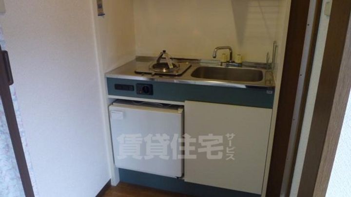 京都府京都市伏見区新町11丁目の賃貸マンションのキッチン