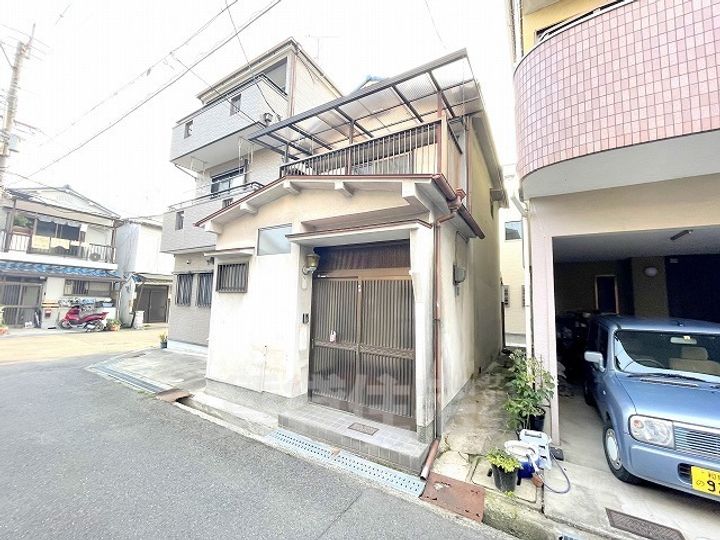 大阪府羽曳野市野(一戸建)の賃貸物件の外観