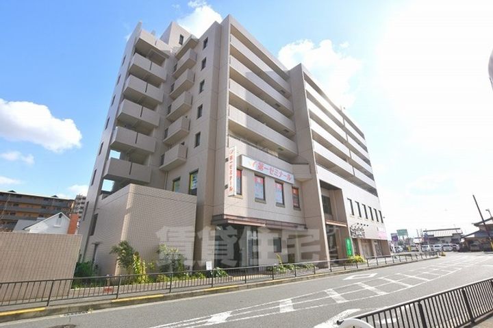 サンコーグランピアの外観