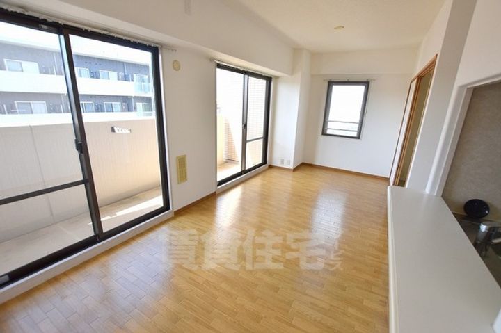 サンコーグランピアの居間