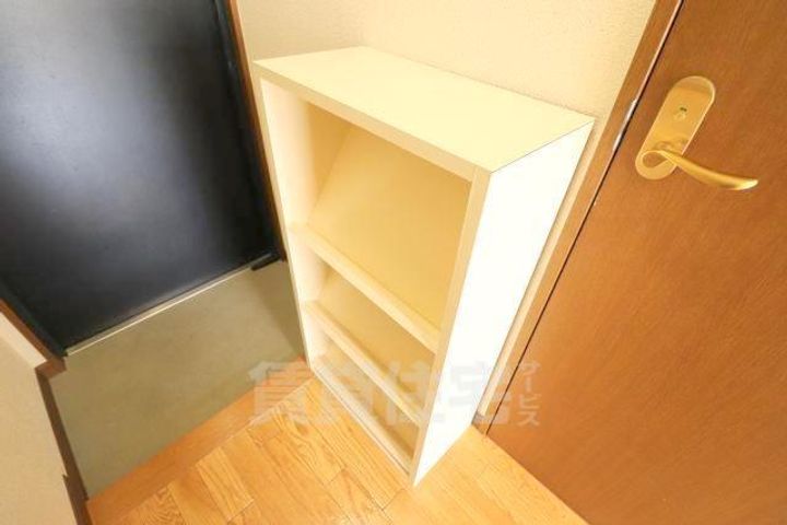 大阪府吹田市佐井寺4丁目の賃貸マンションの内装