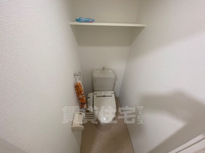 大阪府堺市堺区出島海岸通1丁の賃貸マンションの内装