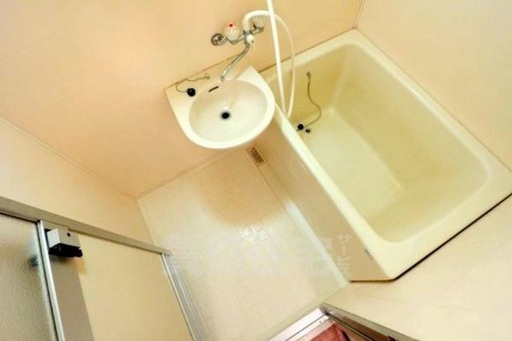 「サンパレス」の風呂