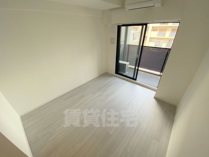 S-RESIDENCE三国WESTの居間