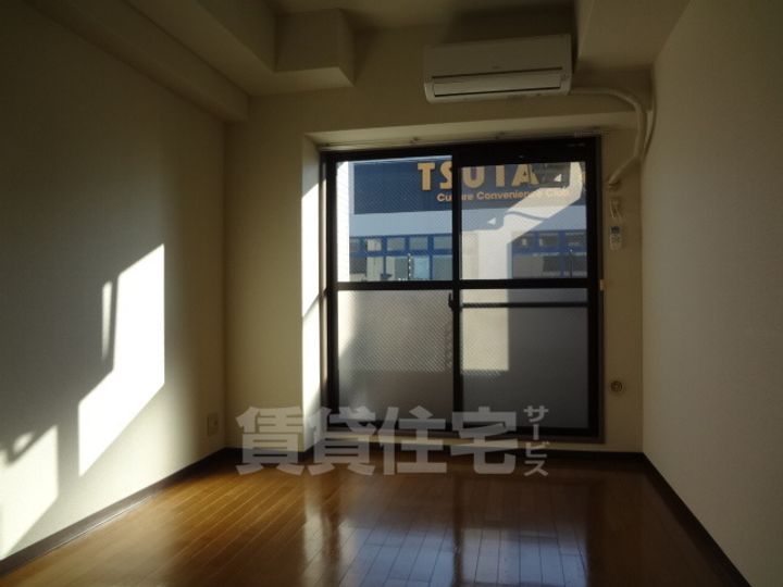 ジュネスコートの居間