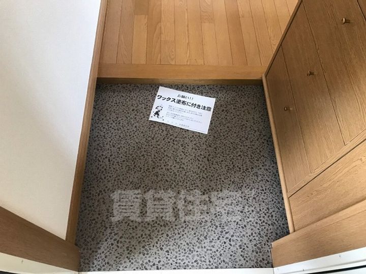 ハイツオリーブの玄関