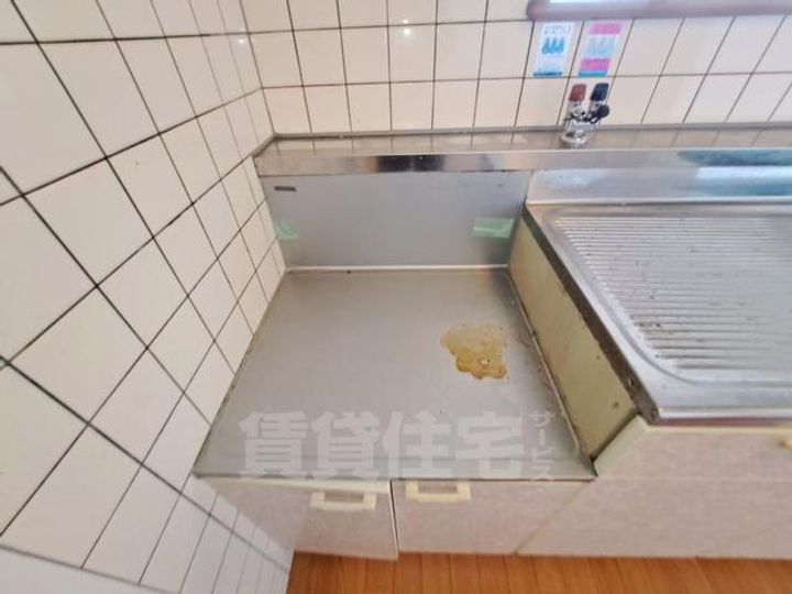 大阪府豊中市利倉西2丁目の賃貸マンションのキッチン