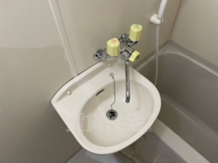 福岡県福岡市中央区春吉2丁目の賃貸マンションの内装