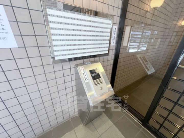 サンシティ四条西洞院の玄関