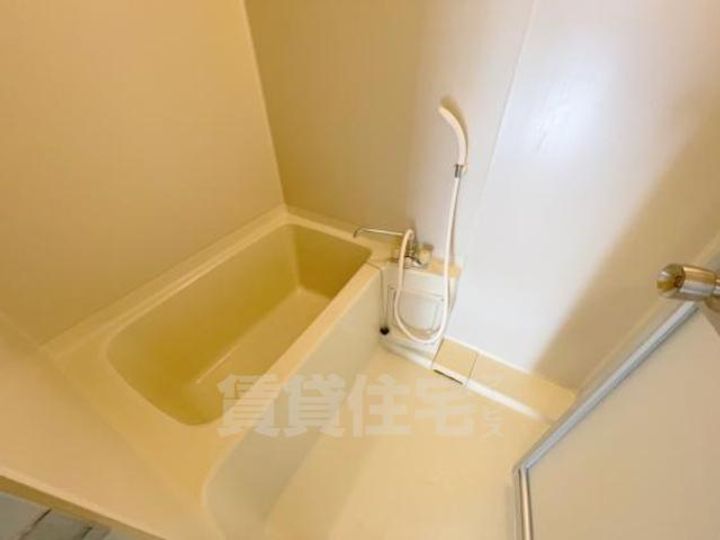 大阪府吹田市五月が丘北の賃貸マンションの風呂