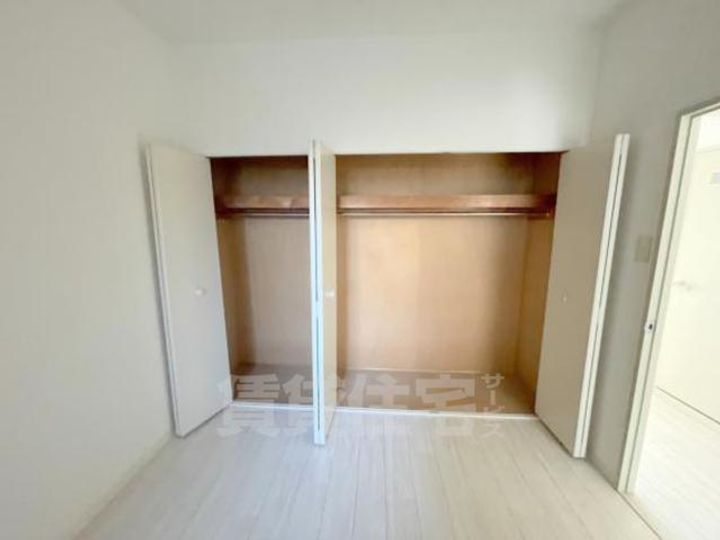 大阪府吹田市五月が丘北の賃貸マンションの内装