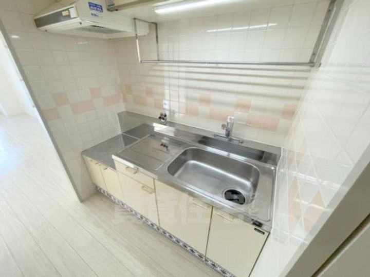 大阪府吹田市五月が丘北の賃貸マンションのキッチン