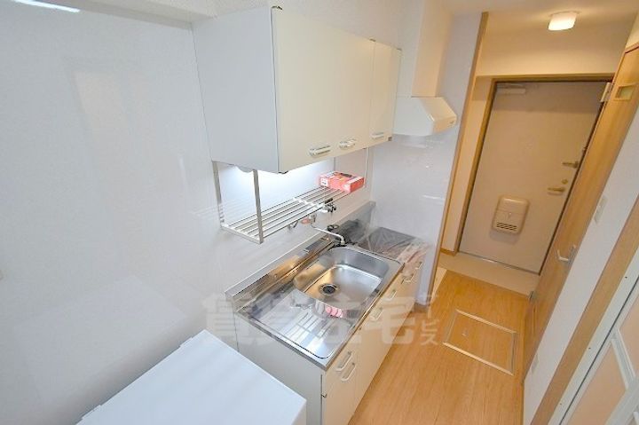 滋賀県草津市野路東4丁目の賃貸マンションのキッチン