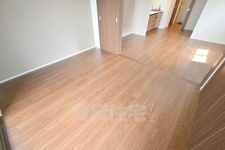 大阪府大阪市淀川区新高6丁目の賃貸マンションの寝室