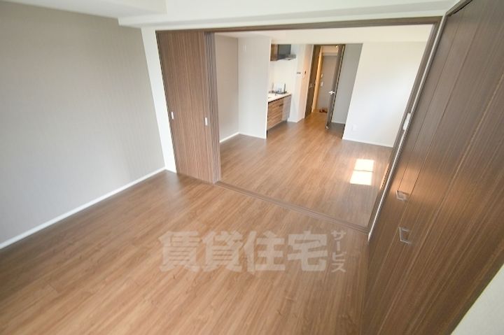 大阪府大阪市淀川区新高6丁目の賃貸マンションの寝室