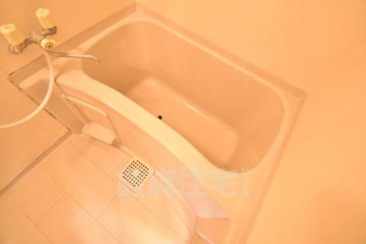大阪府茨木市新中条町の賃貸マンションの風呂