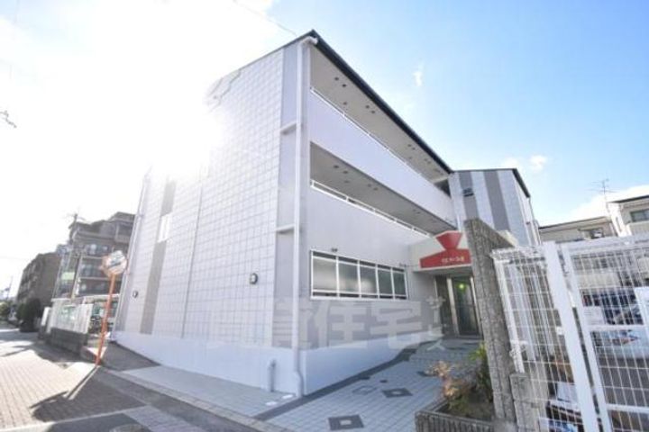 大阪府茨木市新中条町の賃貸マンションの外観