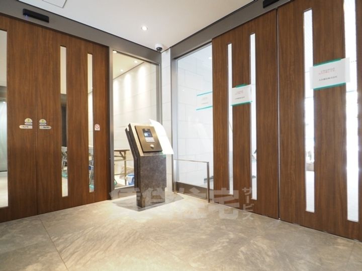 S-RESIDENCE茶屋ヶ坂Eastの玄関