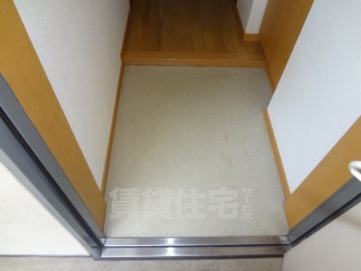 リファレンス箱崎の玄関