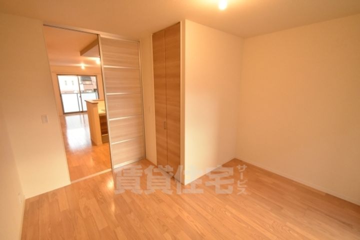 大阪府堺市西区鳳東町4丁の賃貸マンションの子供部屋