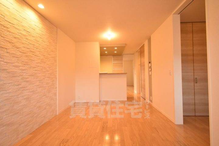 大阪府堺市西区鳳東町4丁の賃貸マンションの内装