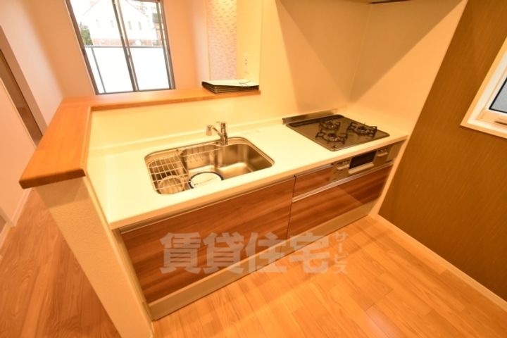 大阪府堺市西区鳳東町4丁の賃貸マンションのキッチン