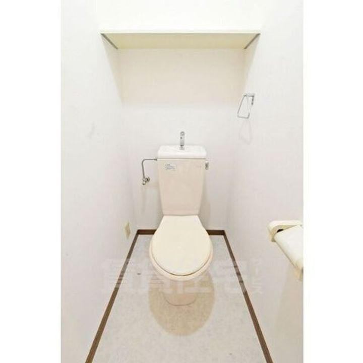 愛知県名古屋市緑区滝ノ水3丁目の賃貸マンションの内装